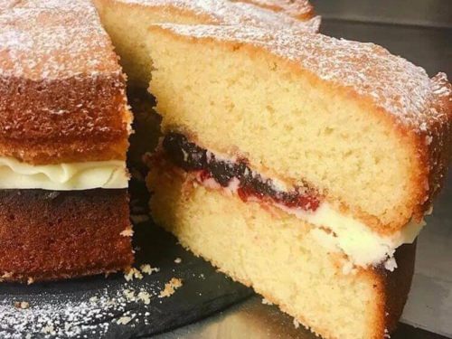 cake-sponge-flavours-julies-cake-in-a-box