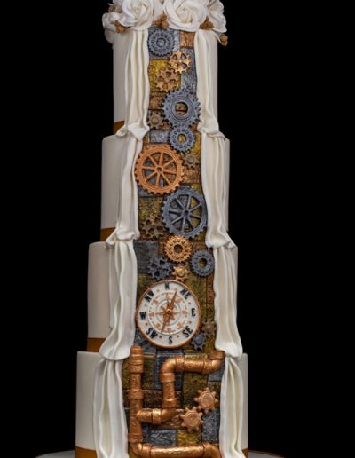 Steampunk-style-reveal-wedding-cake