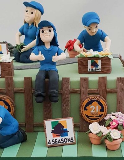 4-seasons-cake